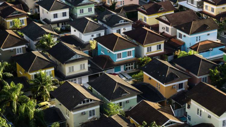 Houses in neighbourhood